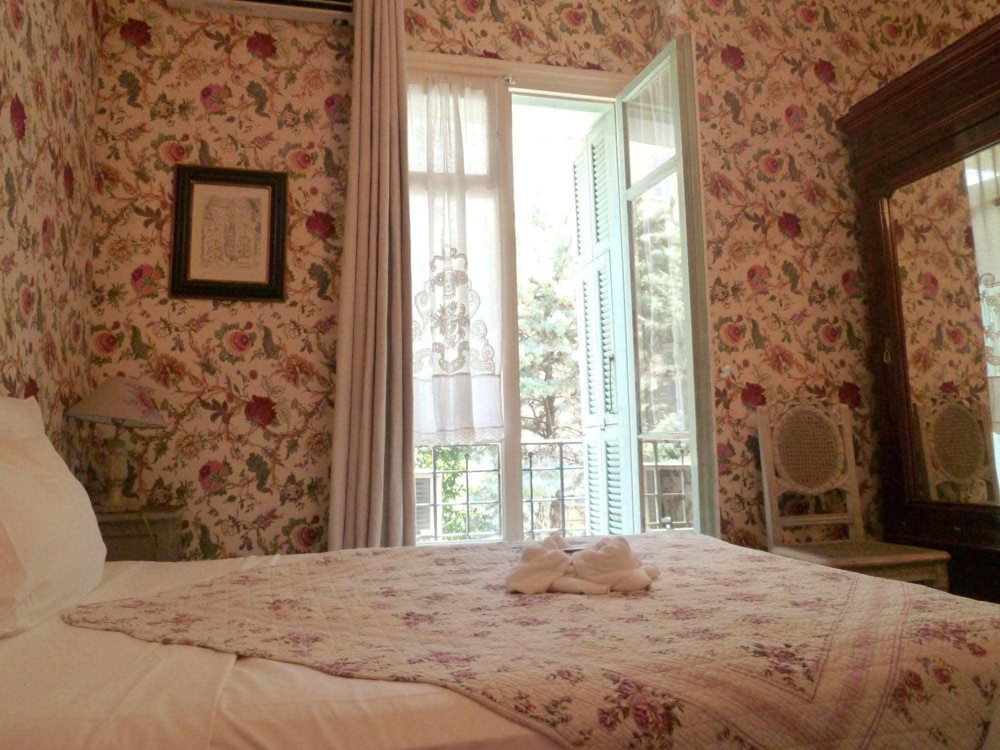 Rivoli Hotel 3*